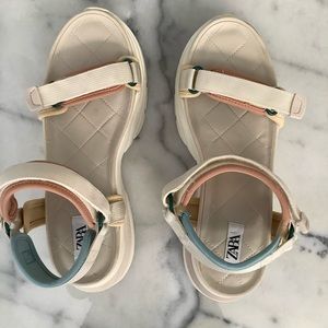 ZARA Low Heel Sandals NWOT